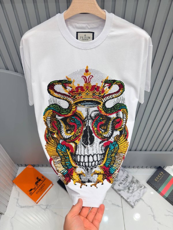 Apparel — TGbkRIDeNuBV view