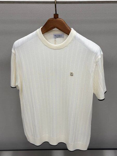 Apparel — TGblN2g21vPo view 2