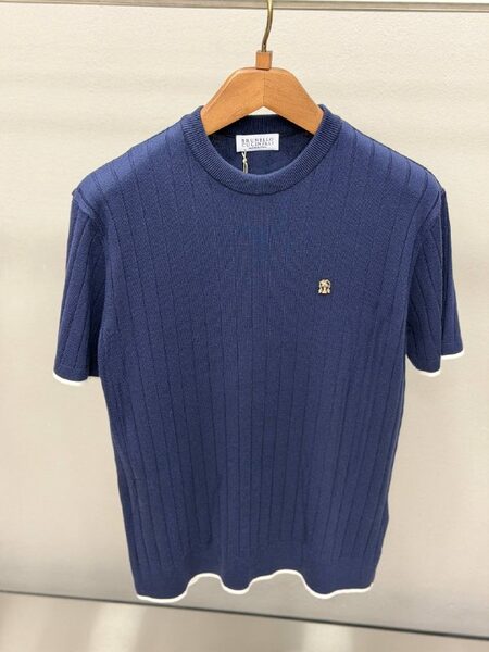 Apparel — TGblN2g21vPo view 6