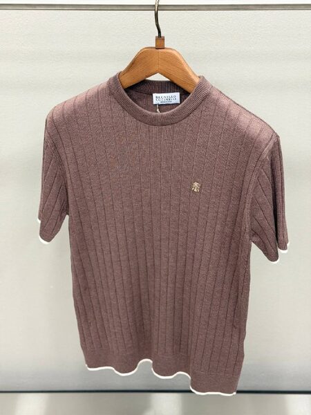 Apparel — TGblN2g21vPo view 7