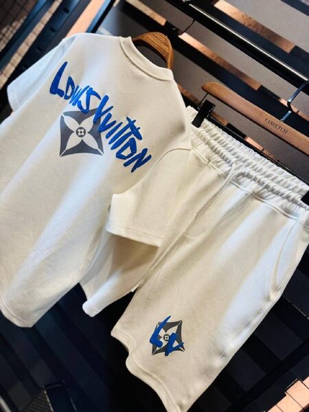 Apparel — TGc0hDK4FQ5P