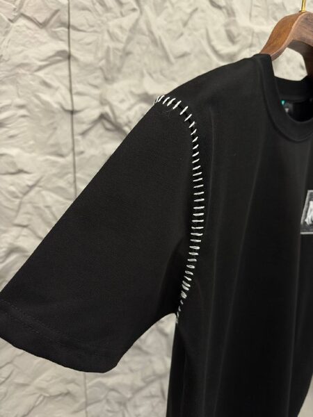 Apparel — TGc3r0jyh9Q_ view 4