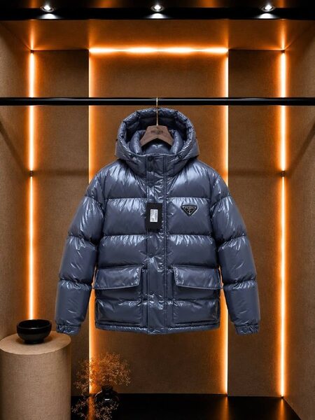 Apparel — TGc5A2UqYaau