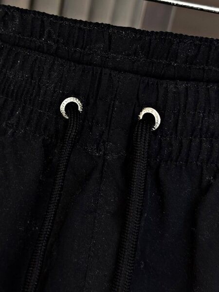 Apparel — TGc7g4A8LPoW view 3