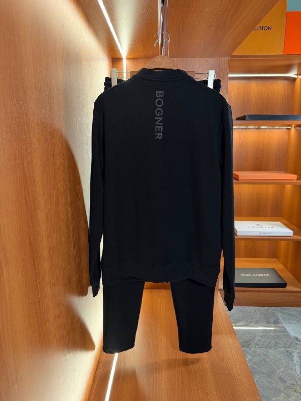 Apparel — TGcFp0MPGzCc view