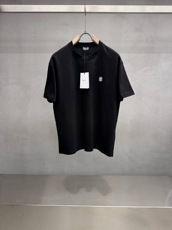 Apparel — TGcIAQ1zAej0 view