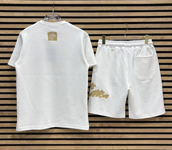 Apparel — TGcIlE5q6ttS view 2