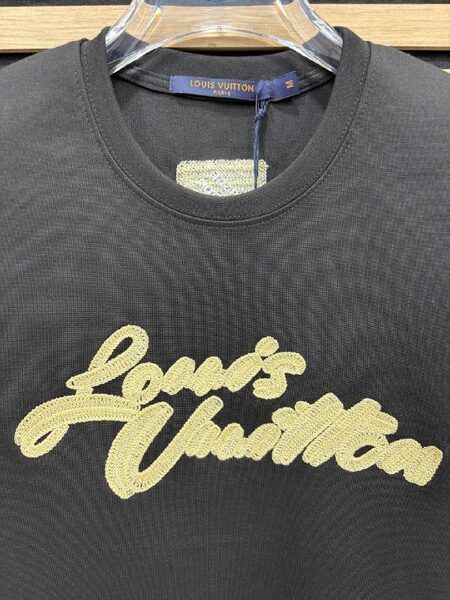 Apparel — TGcIlE5q6ttS view 5