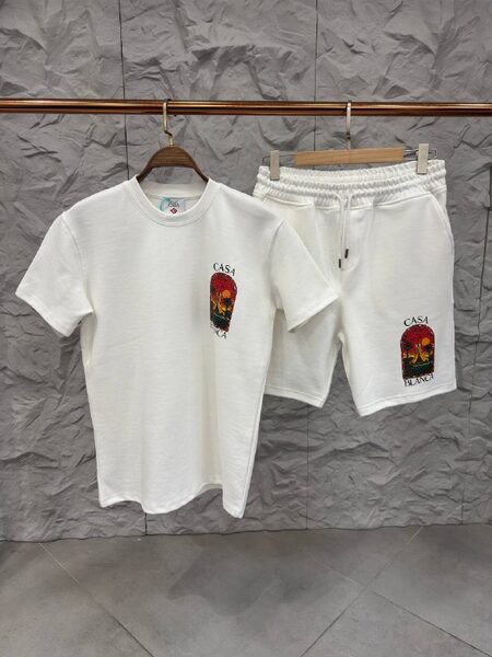 Apparel — TGcKP6Cqc1sA view 3