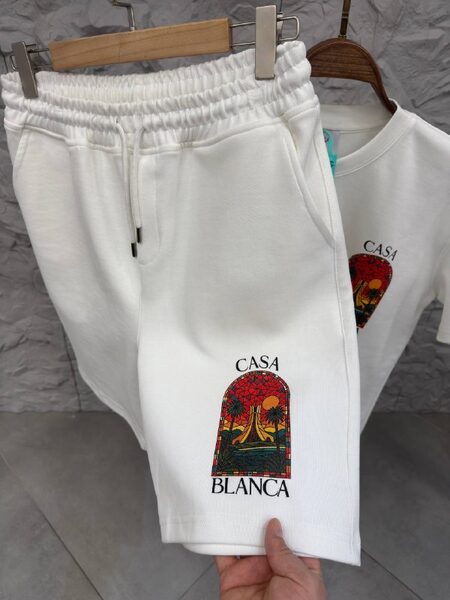 Apparel — TGcKP6Cqc1sA view 7