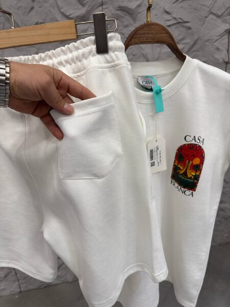 Apparel — TGcKP6Cqc1sA view 8