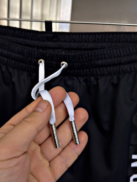 Apparel — TGcOBjgZ2QvG view 3