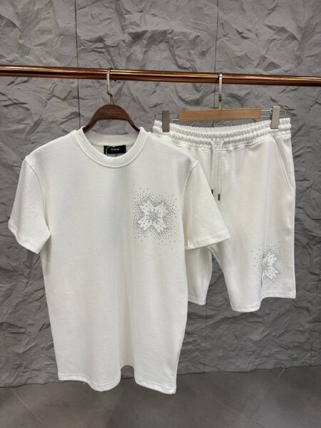 Apparel — TGcOY775yHro view 2