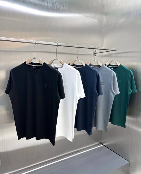Apparel — TGcPqVVQiwMN view 2