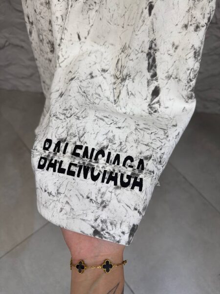 Apparel — TGcRylPt09Be view 5