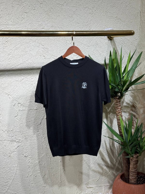 Apparel — TGcSFF774CnM