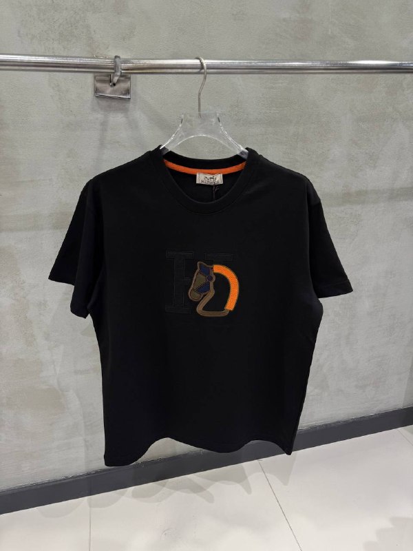 Apparel — TGcTroICOc8t view