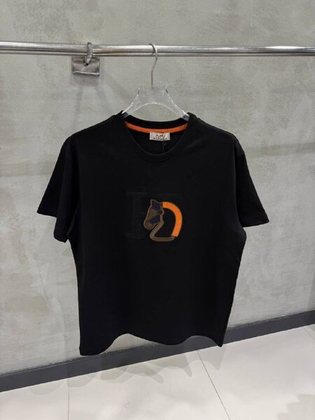 Apparel — TGcTroICOc8t view 4