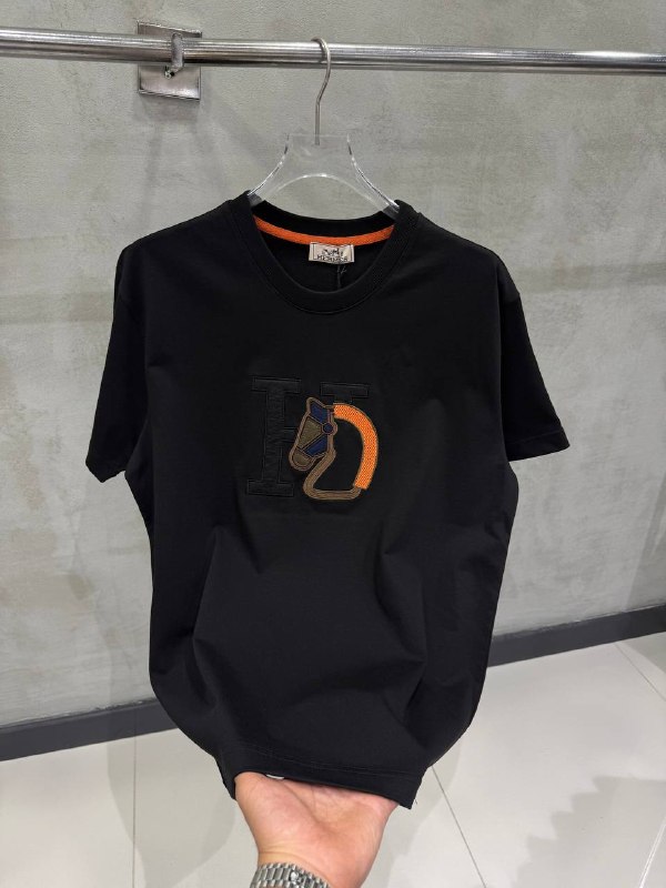 Apparel — TGcTroICOc8t view