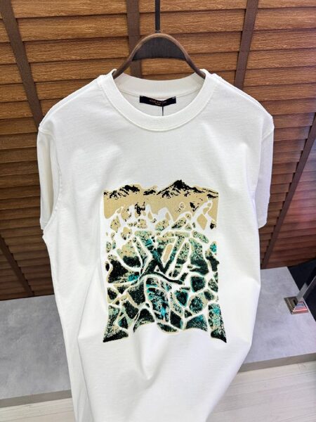 Apparel — TGcdbA11SXVv