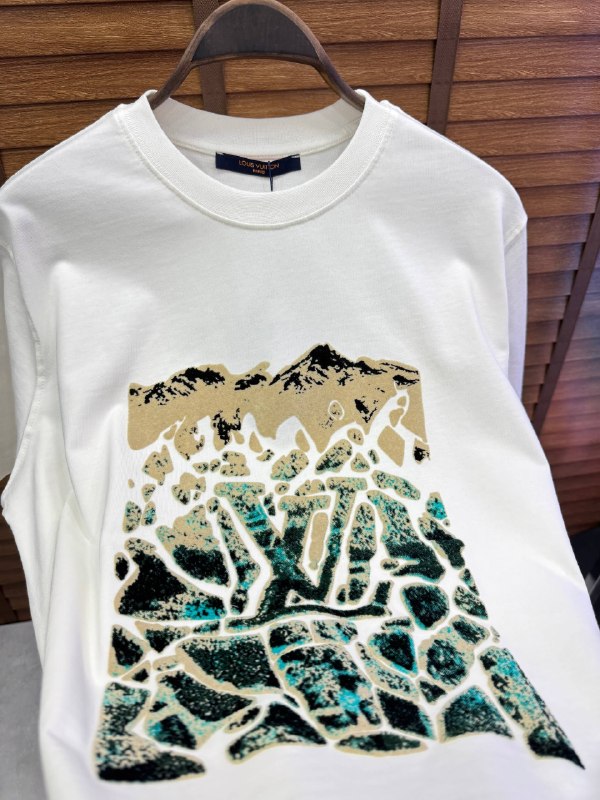 Apparel — TGcdbA11SXVv view