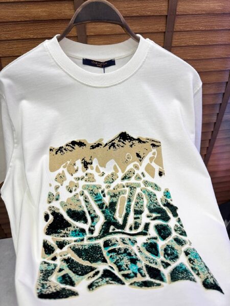 Apparel — TGcdbA11SXVv view 2