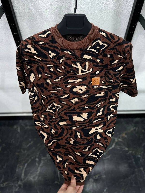 Apparel — TGcduC1BarCt