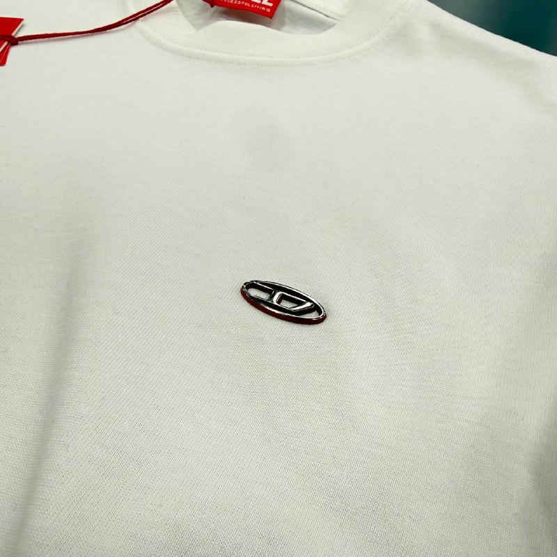 Apparel — TGcgyuYMzenc view