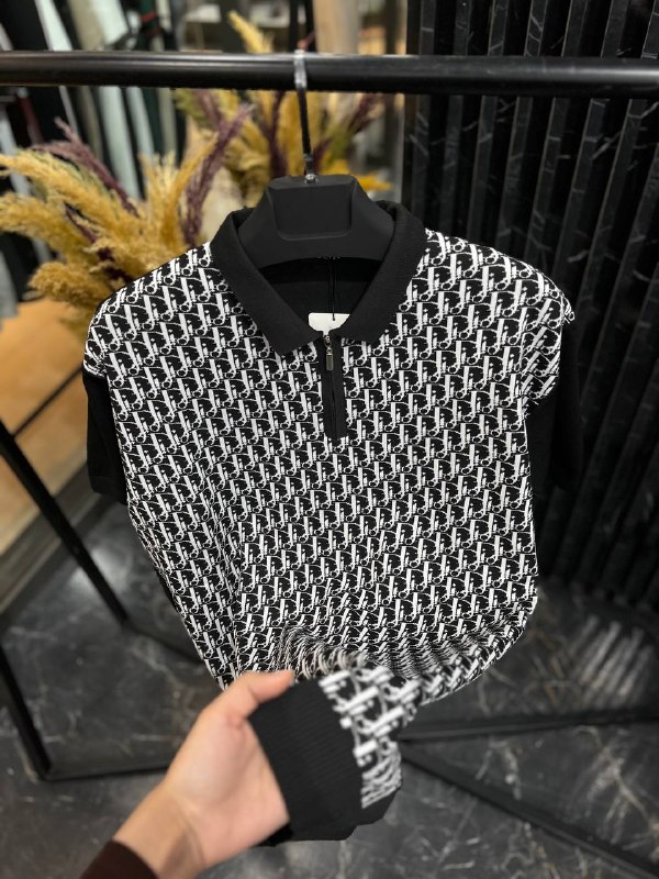 Apparel — TGciTD15G2ha