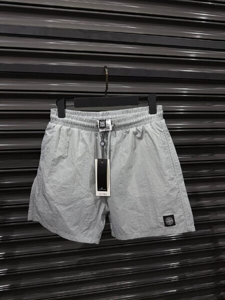 Apparel — TGcpuRs4lHtA view 3