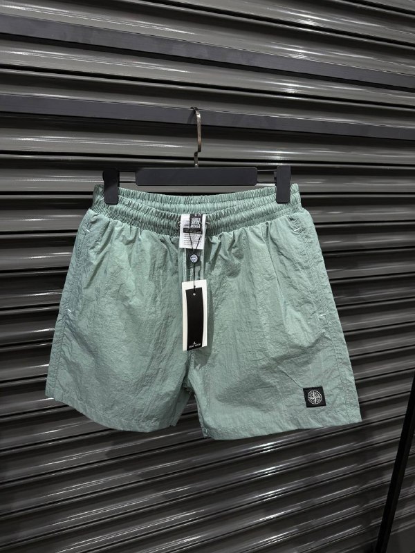 Apparel — TGcpuRs4lHtA view