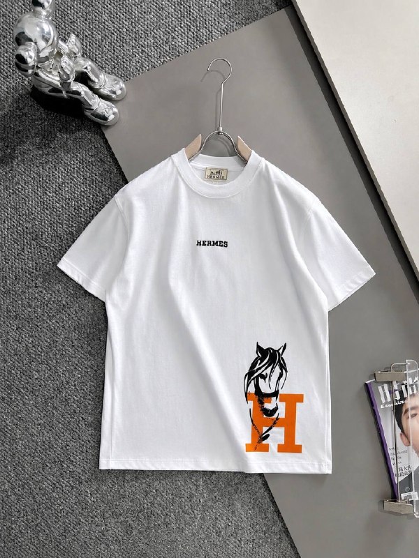 Apparel — TGcq1pA2U8W2