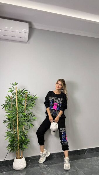 Apparel — TGd2tqlDsiWv view 2