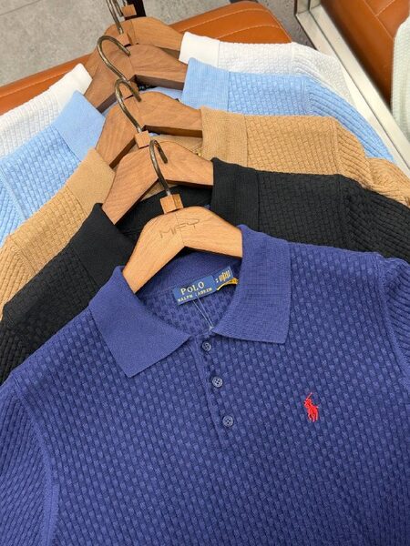 Apparel — TGd5xo7CbSP0 view 2
