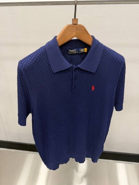 Apparel — TGd5xo7CbSP0 view 3