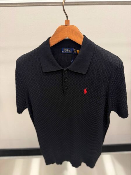 Apparel — TGd5xo7CbSP0 view 5