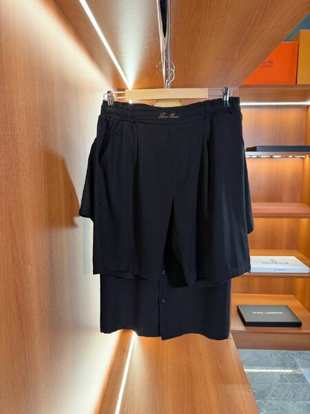 Apparel — TGd7tPmmRB1N view 2