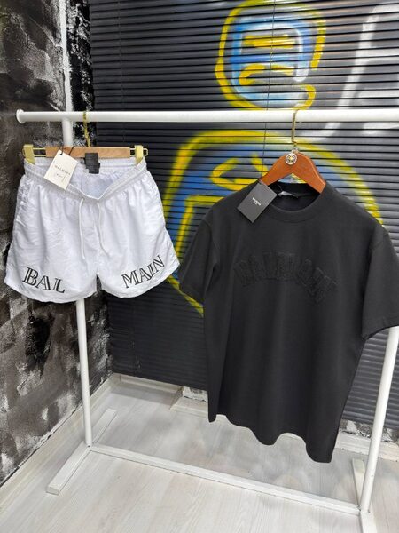 Apparel — TGd8aj0Mm5lb view 3