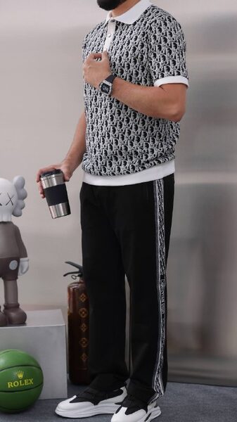 Apparel — TGdERue5dQab