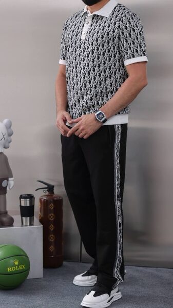 Apparel — TGdERue5dQab view 2