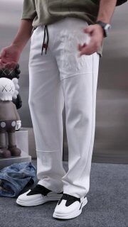 Apparel — TGdIE1LdMT2E