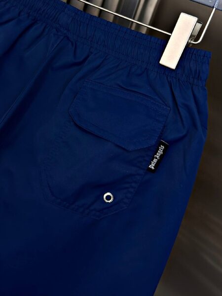 Apparel — TGdM_wJVMlb_ view 4