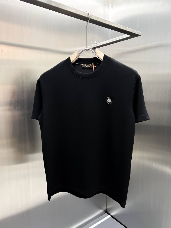 Apparel — TGdQpEEyLI8O