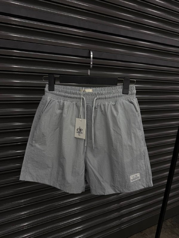 Apparel — TGdVjUeWB2WQ view
