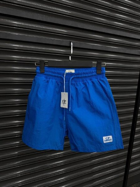 Apparel — TGdVjUeWB2WQ view 5