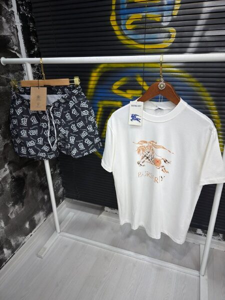 Apparel — TGdbhn1S9ZIc