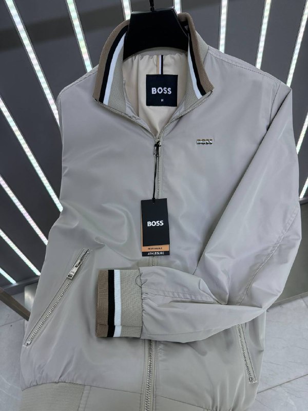 Apparel — TGderzyDK6zM view