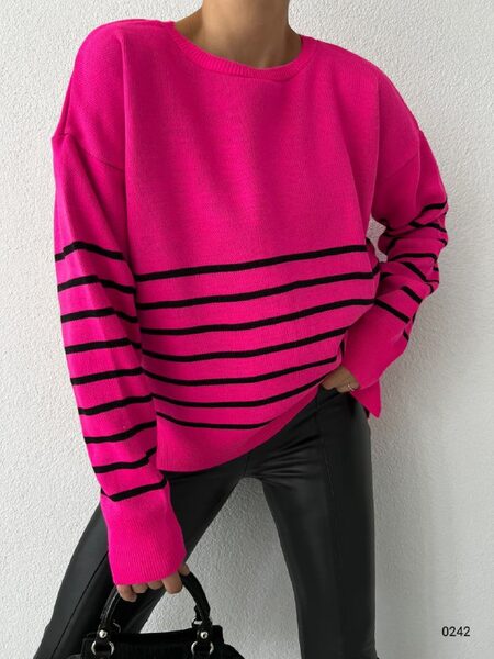 Apparel — TGdi8CHuXF0B view 2