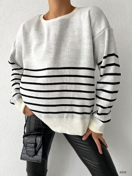 Apparel — TGdi8CHuXF0B view 8
