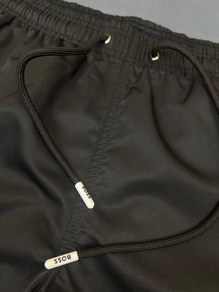 Apparel — TGdjD4L6Iy3z view 3